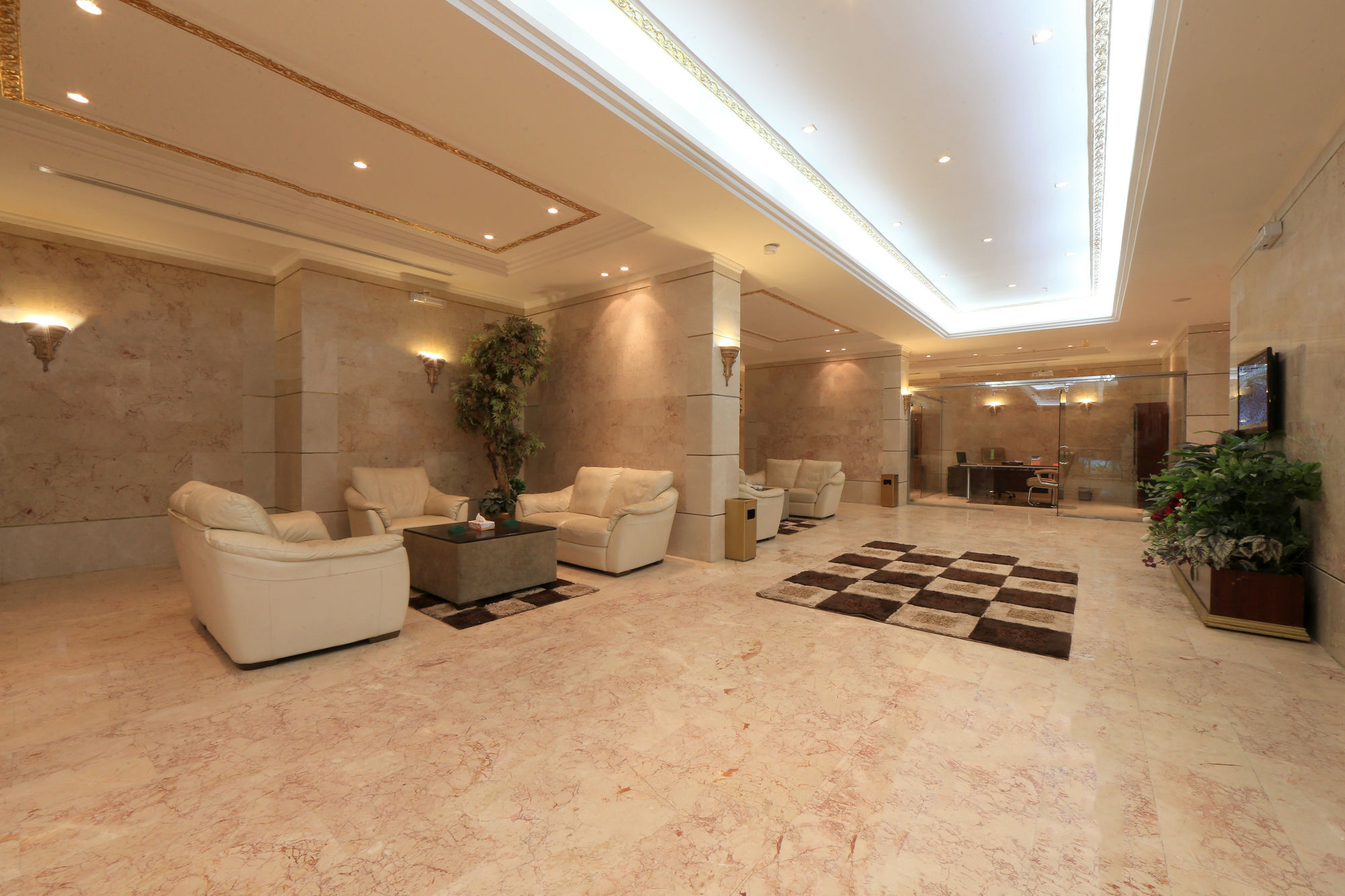 Snood Al Azizya Hotel Мека Екстериор снимка