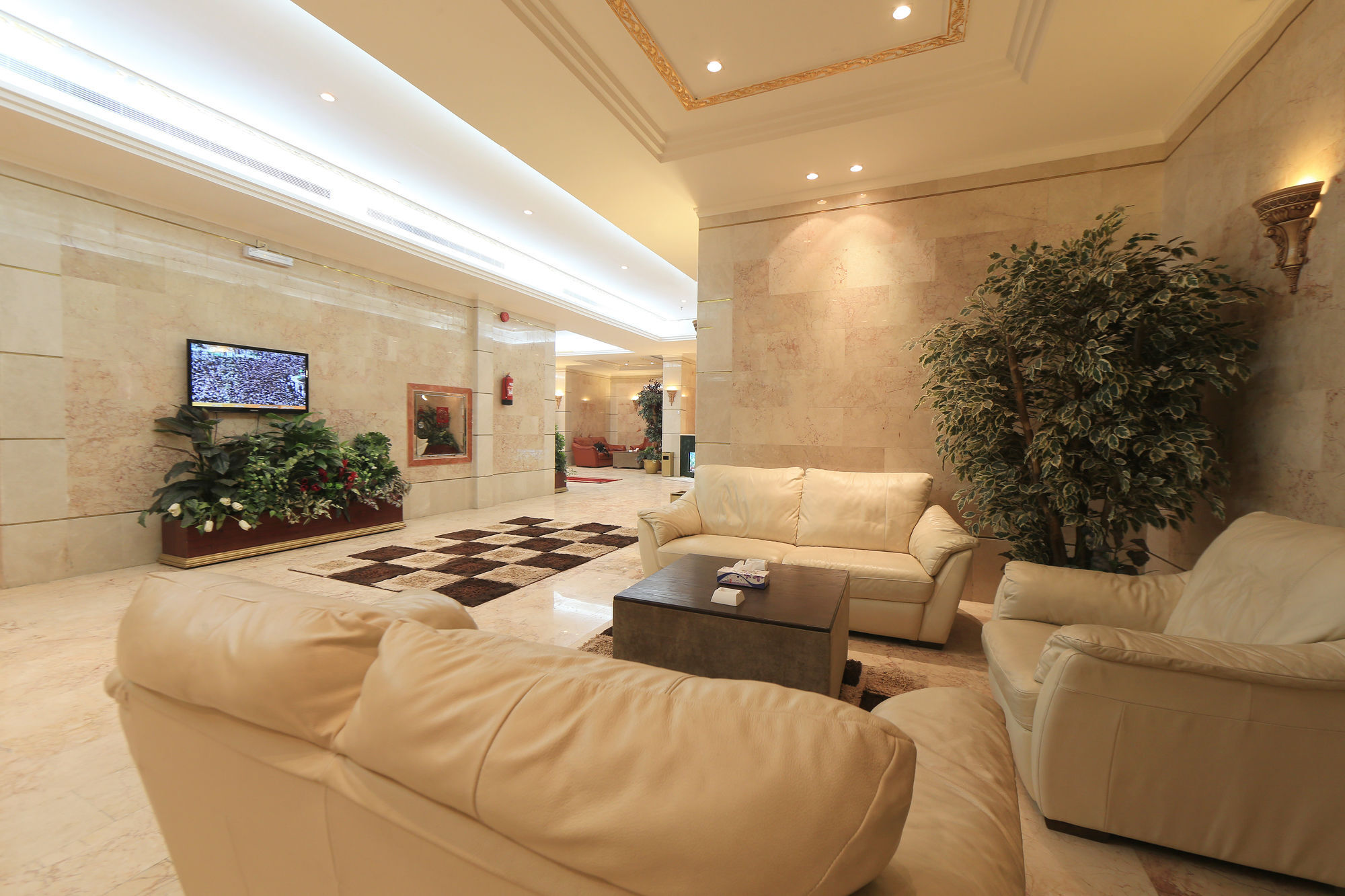 Snood Al Azizya Hotel Мека Екстериор снимка